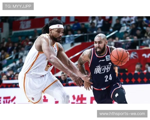 CBA新赛季火热开启，强队激战正酣，球迷热议冠军归属与新星崛起