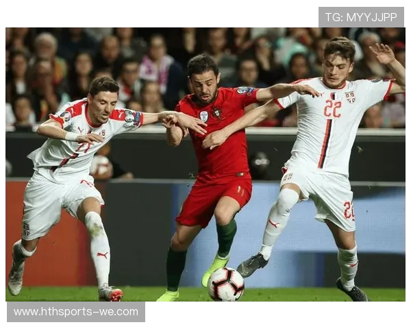 聚焦世预赛防守策略：如何打造稳固后防线迎接挑战